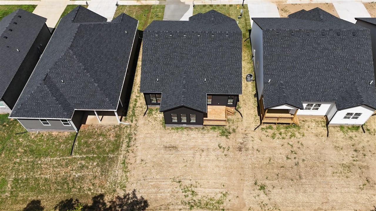 1177 Shallowford Street – photo 2