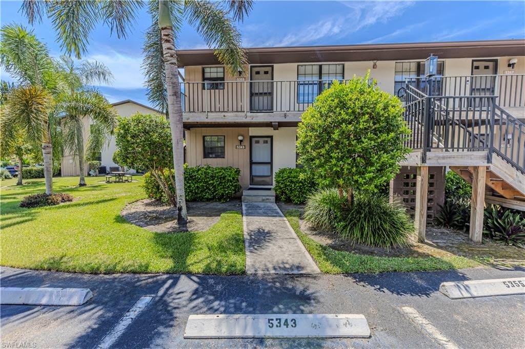 5343 Treetops Dr – photo 1