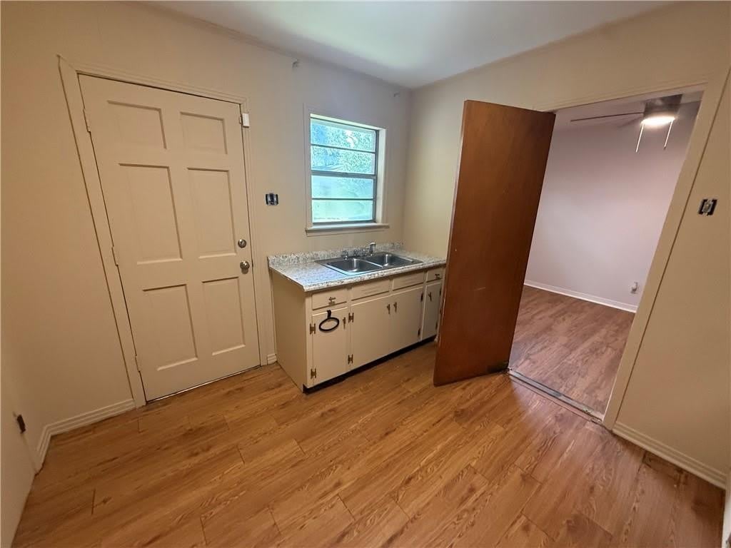 2308 Crestwood Circle – photo 5