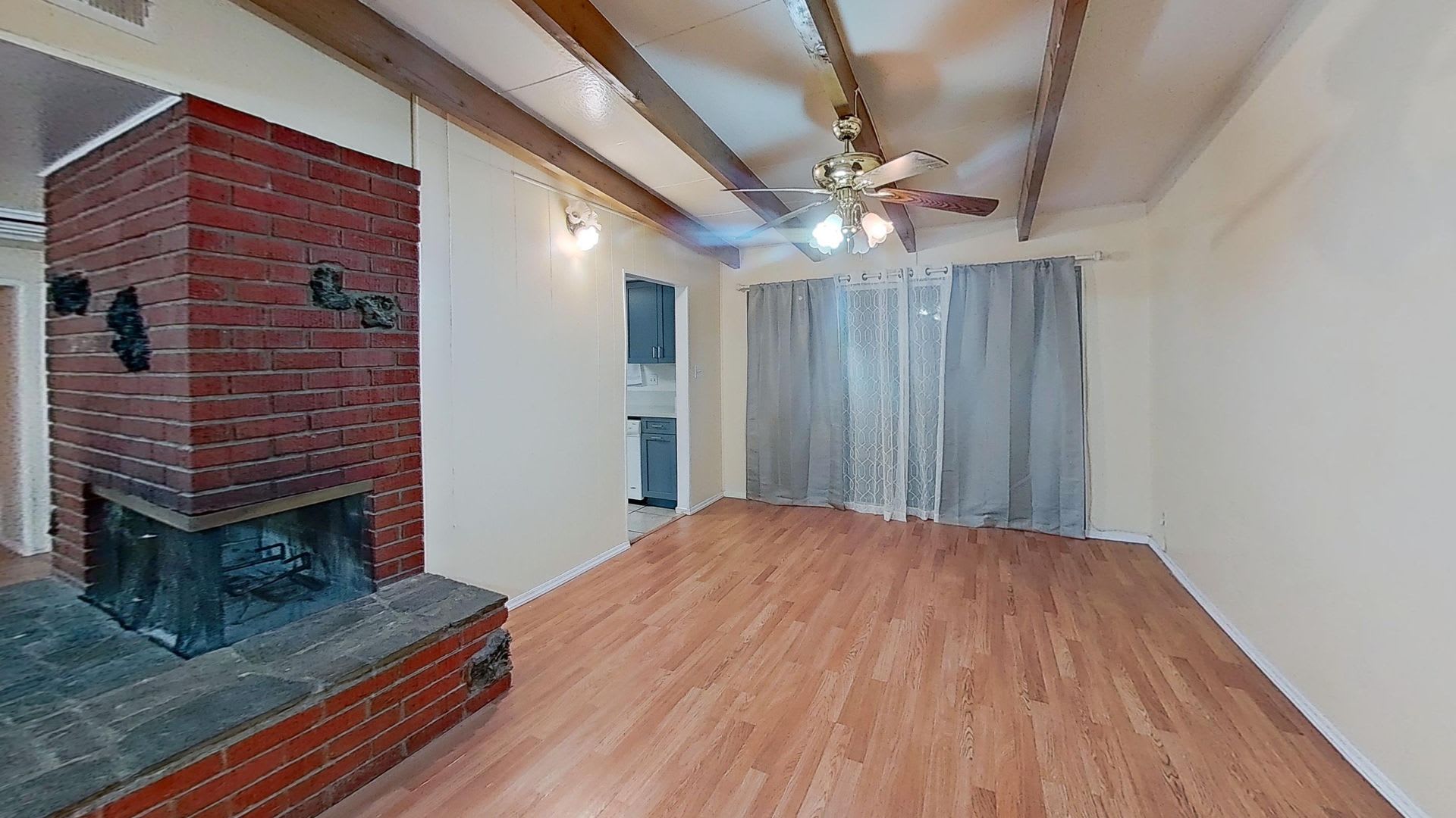 Beautiful 3B/2B Home in Wast Palmdale – photo 2