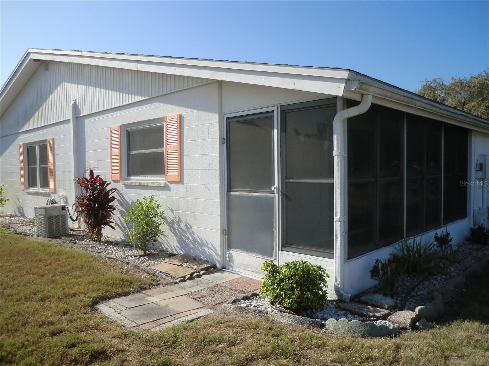 1902 ANDOVER Street – photo 2