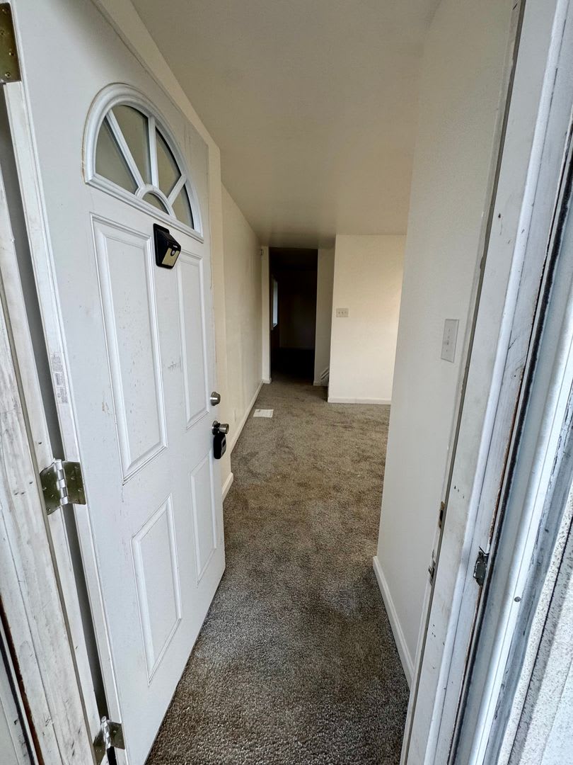 Charming 3 Bed 1 Bath Home! Recently Updated! – photo 4