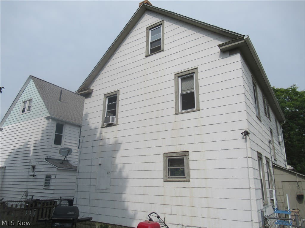 2080 Halstead Avenue – photo 3