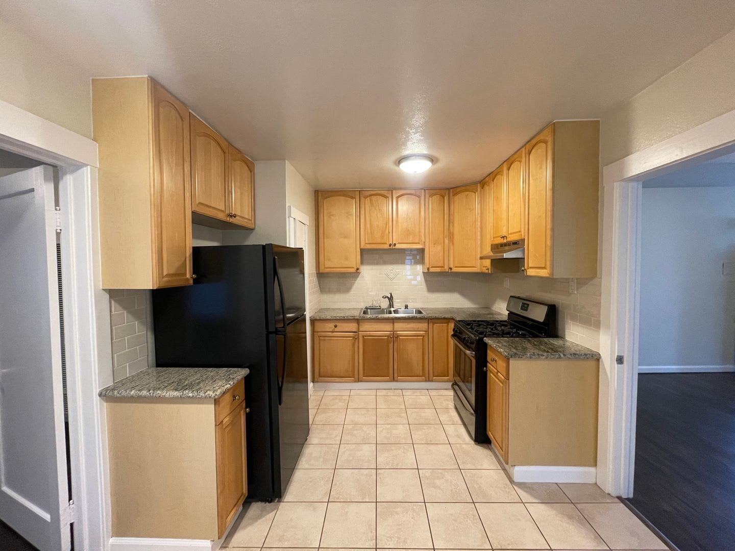Perfect duplex in Millbrae – photo 4