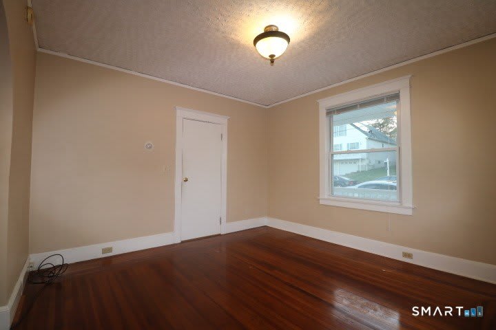 88 Riverview Avenue – photo 2