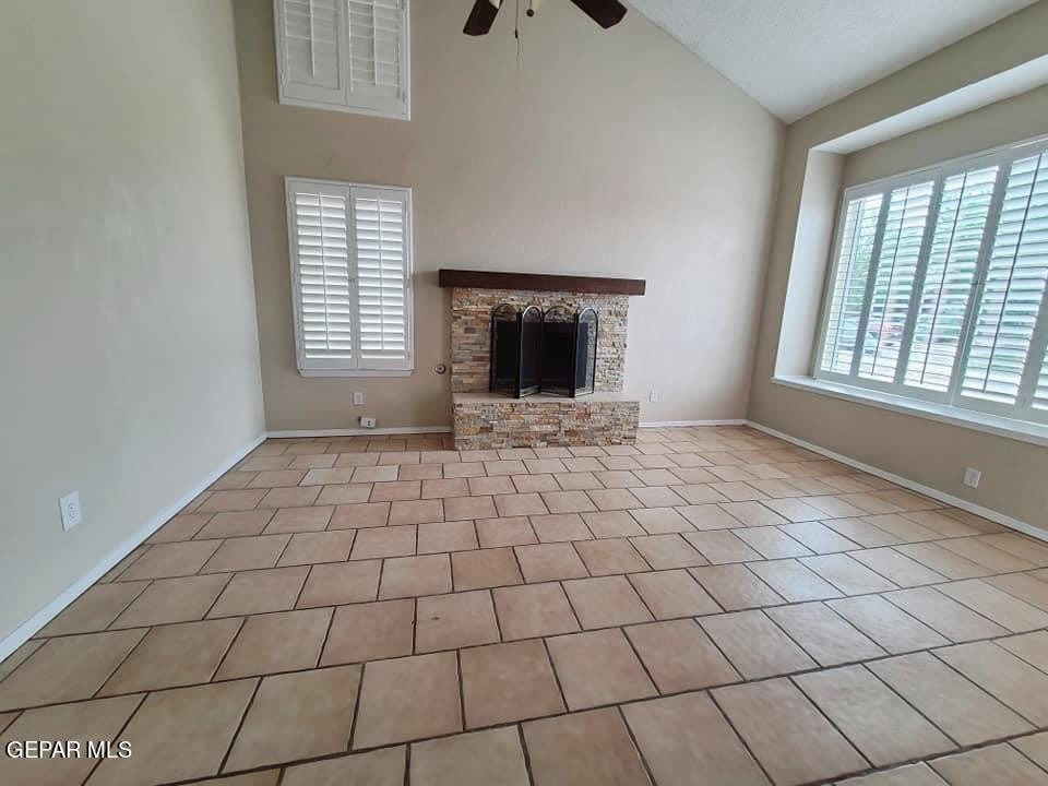 765 Colchester Drive – photo 3