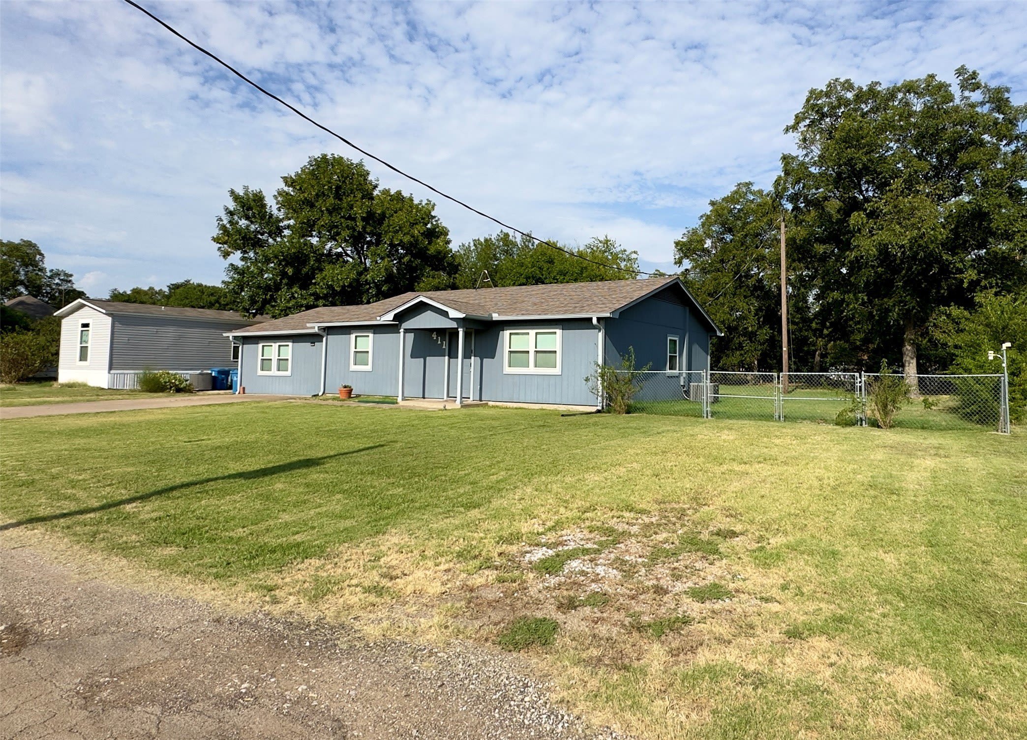 411 Mill Street – photo 4
