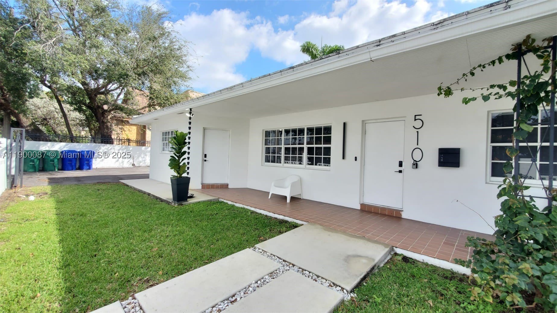 510 NE 66th St – photo 2