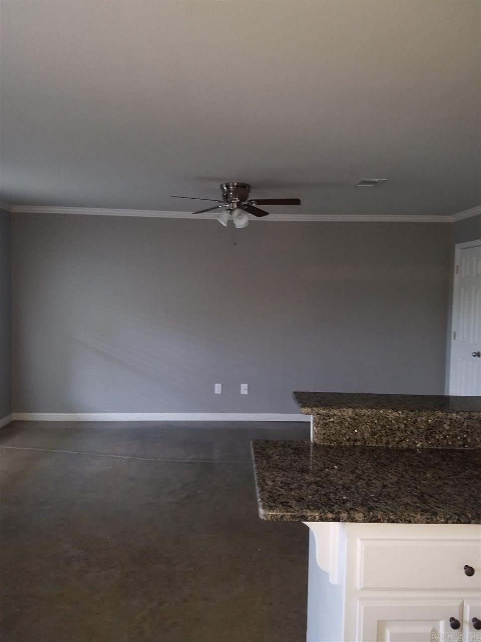 286 Bailey – photo 5
