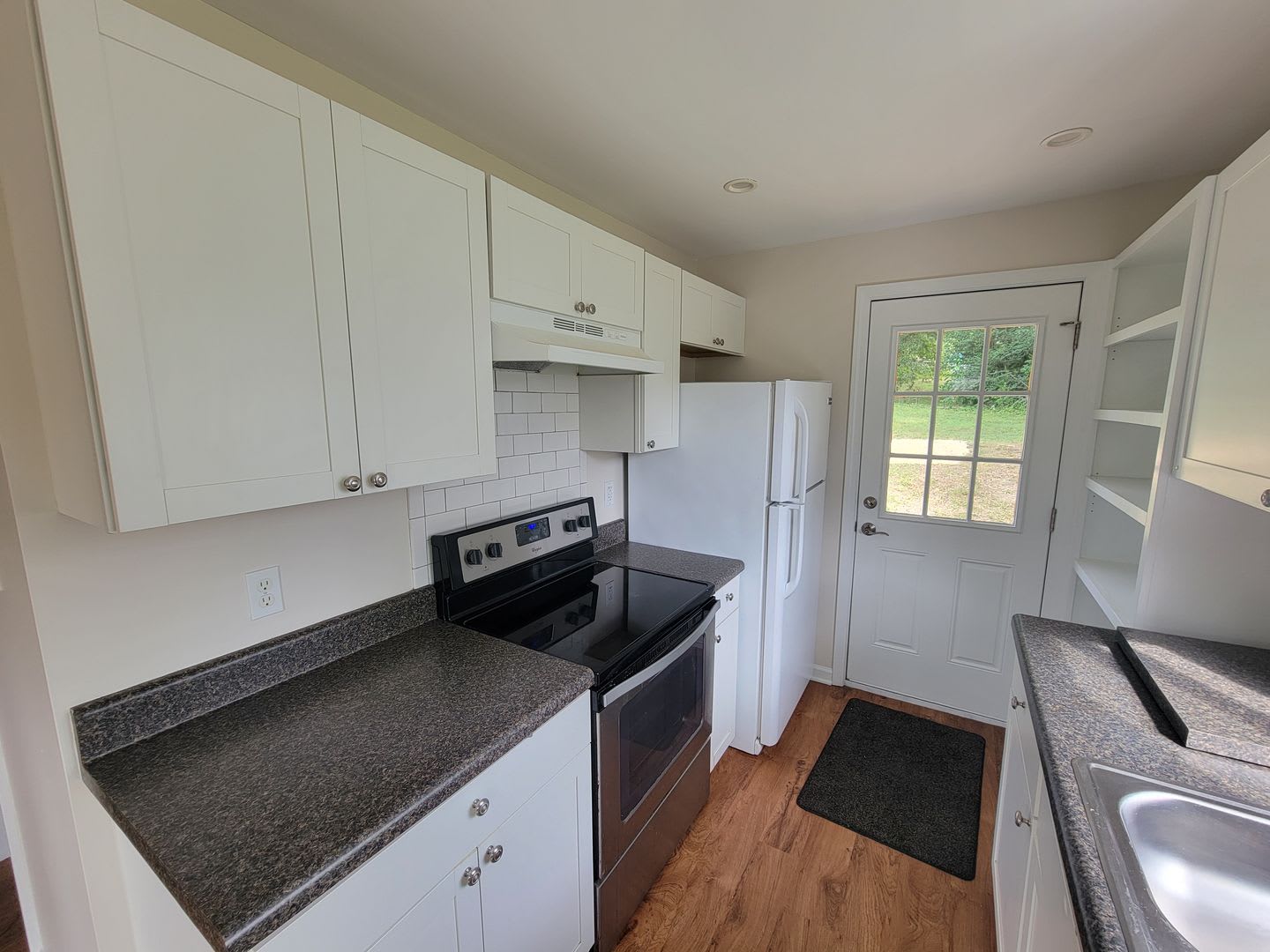 2 Bedroom House – photo 4