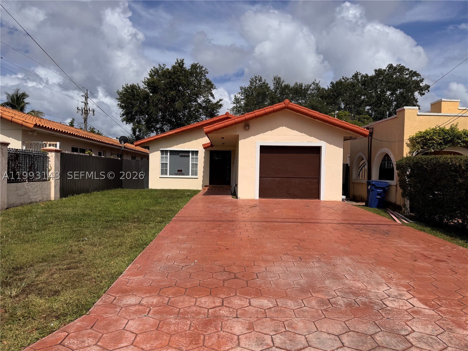 2194 SW 57th Ct – photo 1
