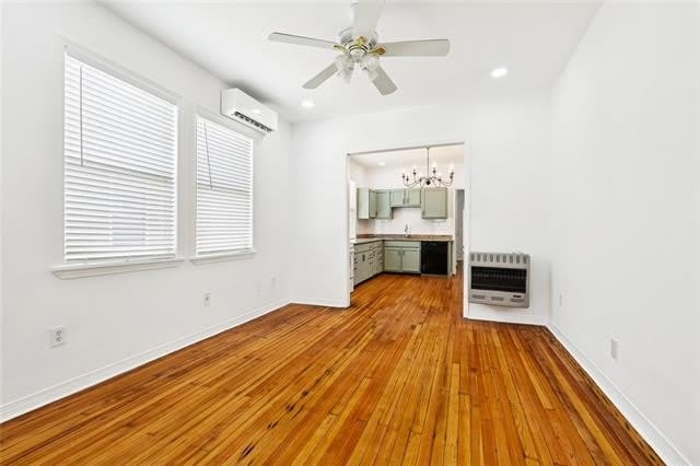 2648 JONQUIL Street – photo 3