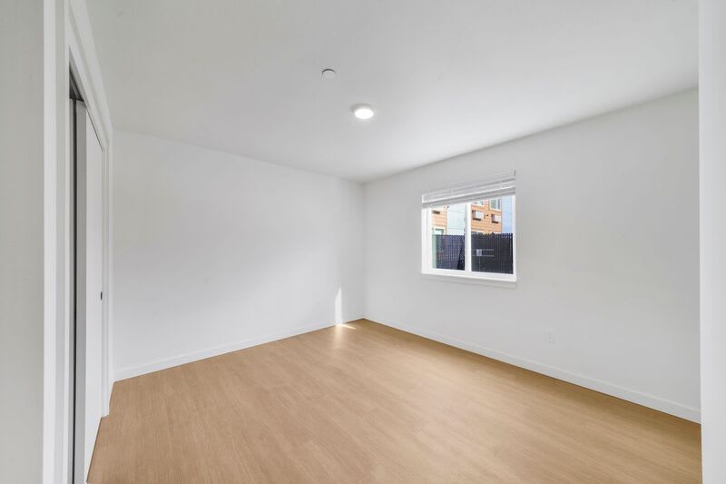 916 S. Holladay Drive – photo 3