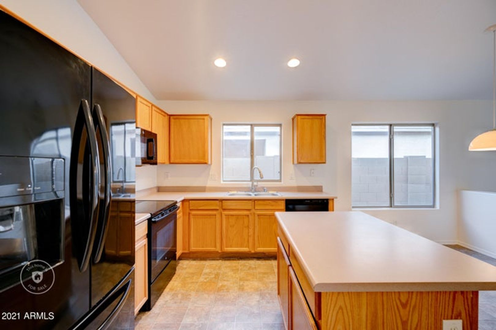 Solar makes this home a bargain!! – photo 4