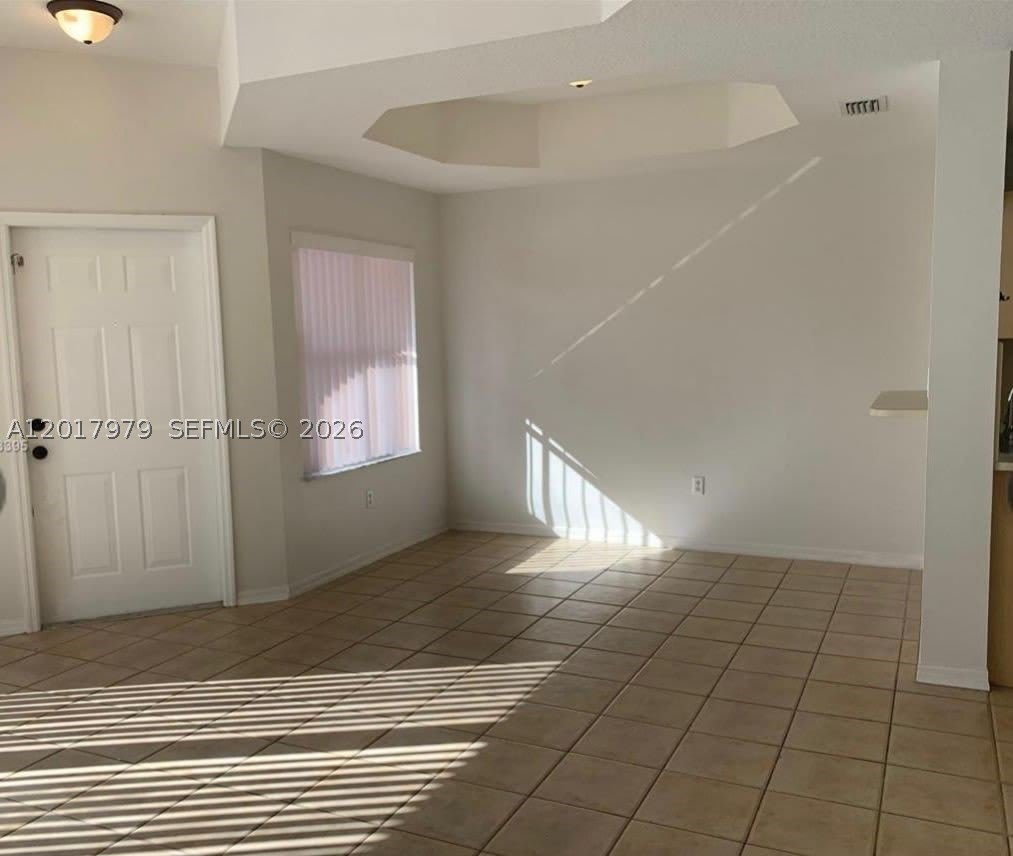 772 SW 106th Ave – photo 4