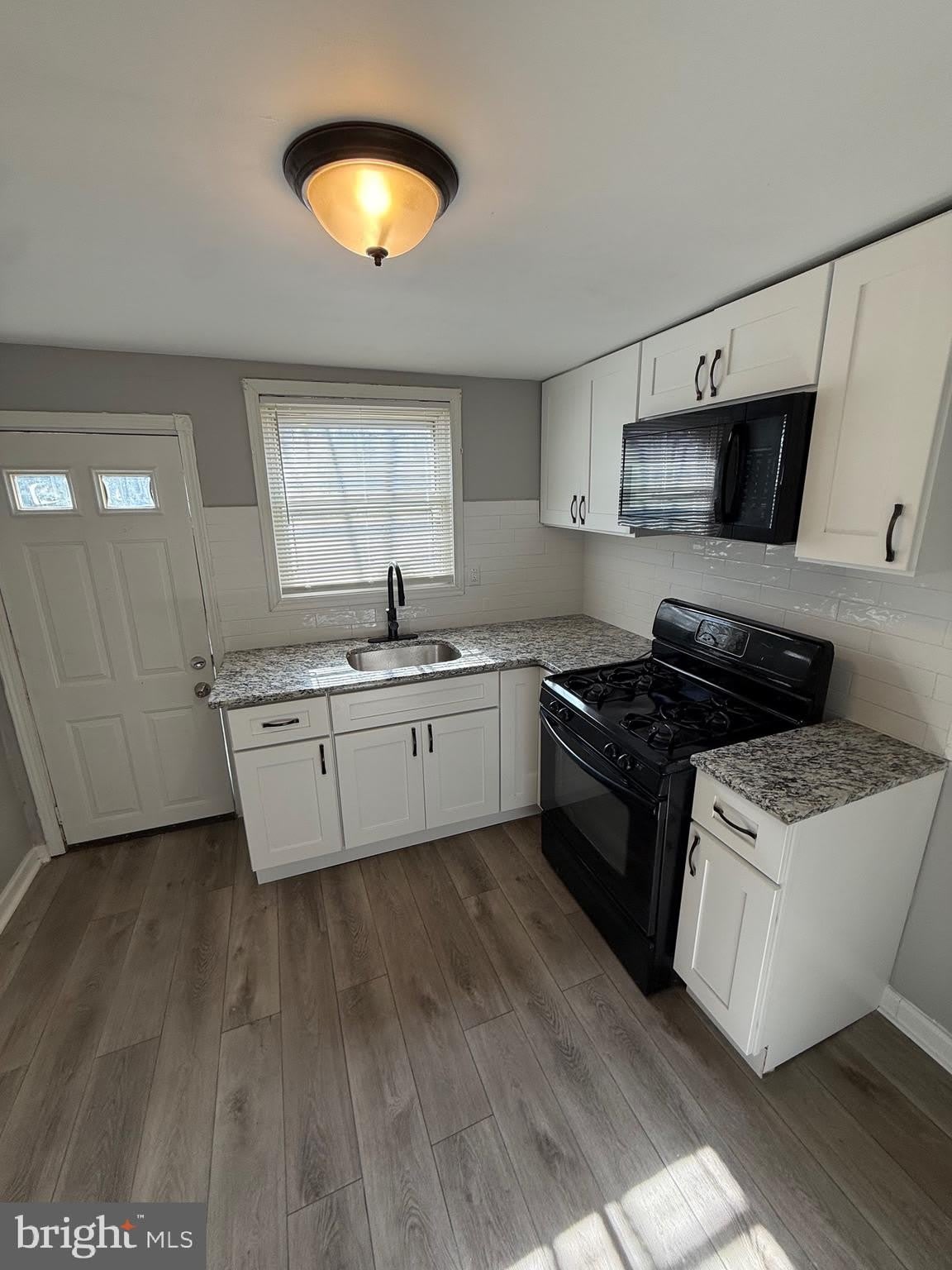 2140 E ANN Street – photo 3