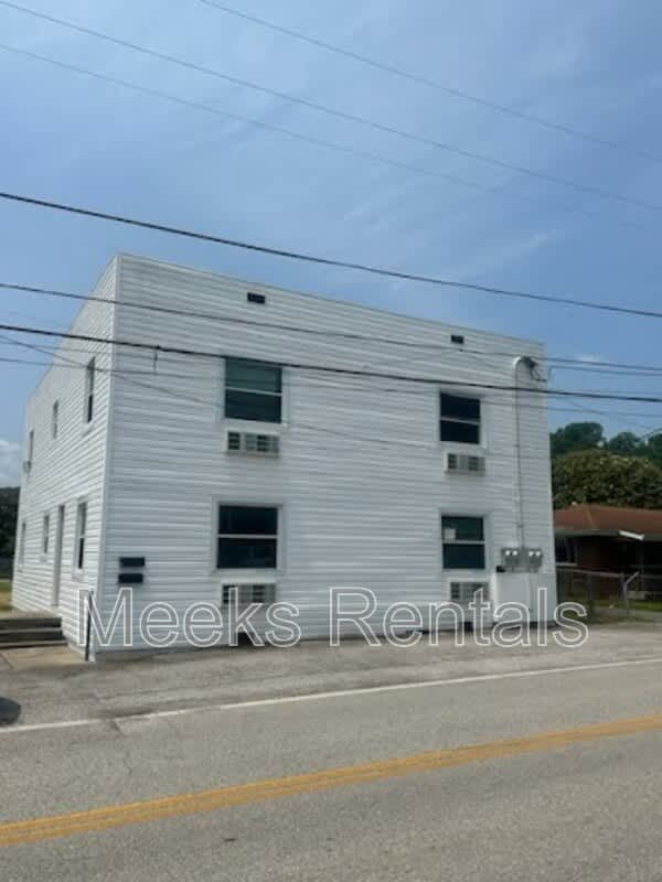 405 29Th St W – photo 2
