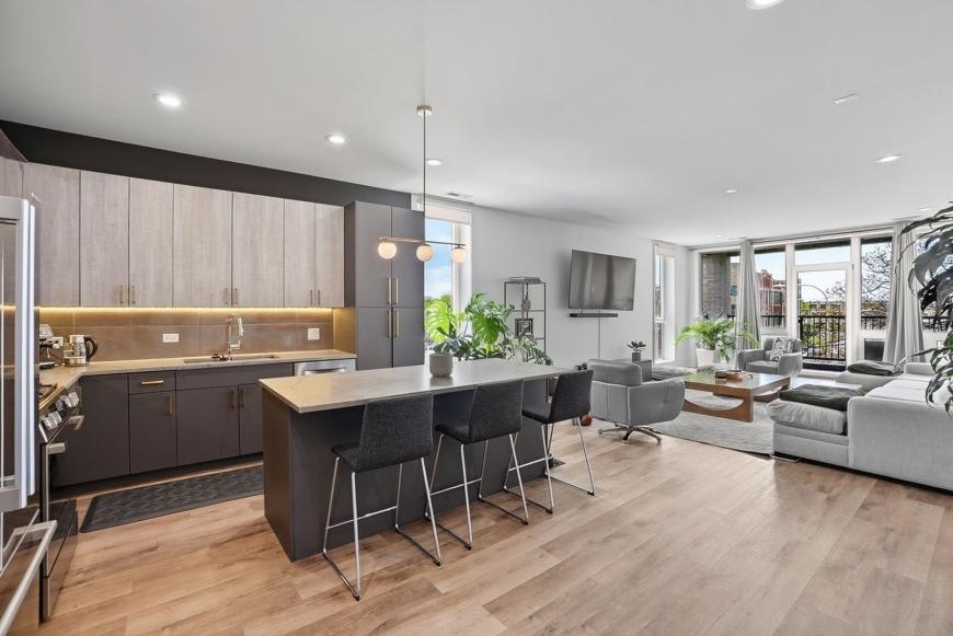 815 North Richmond St – photo 5