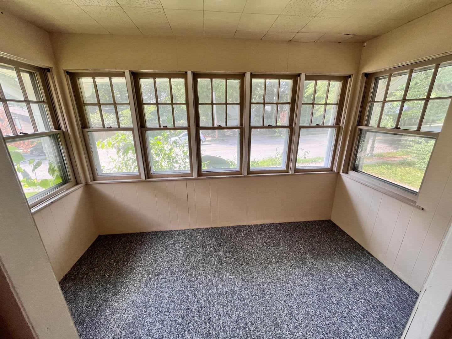 3 Bedroom, 2 Bath on Campus – photo 4