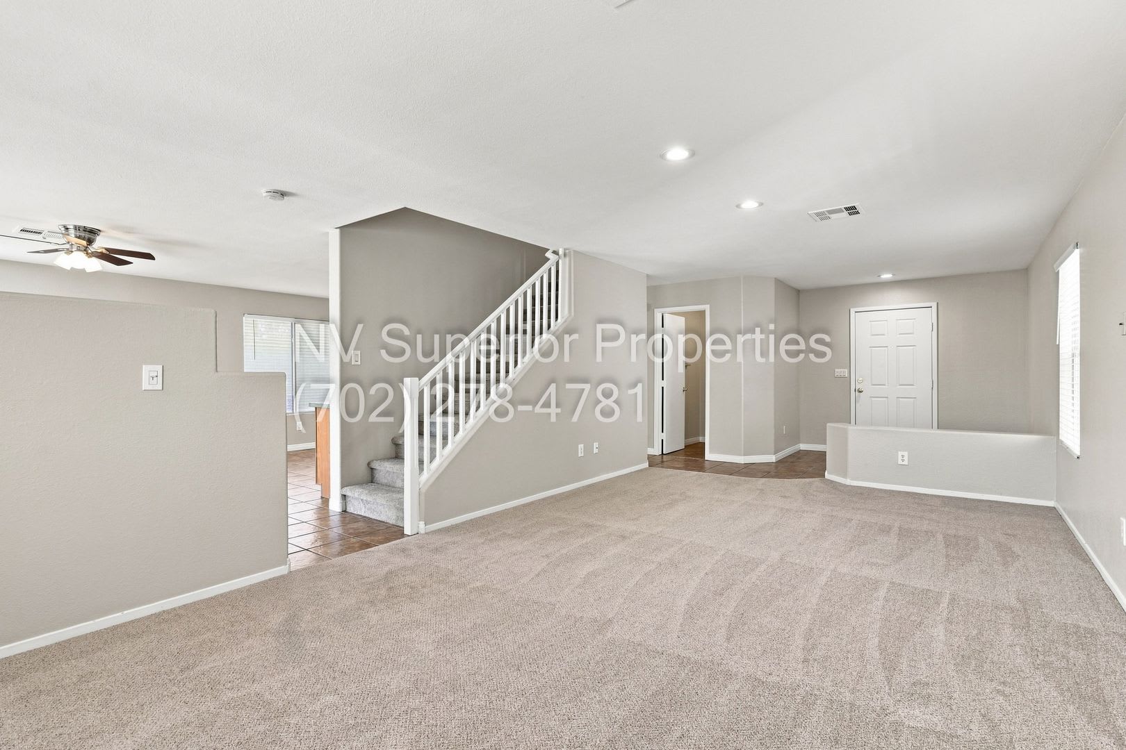 Nw 4 Bedrooms 2 5 Bathrooms New Carpet Upstairs All Tile Down Stairs Covered Patio In Back Yard – photo 4