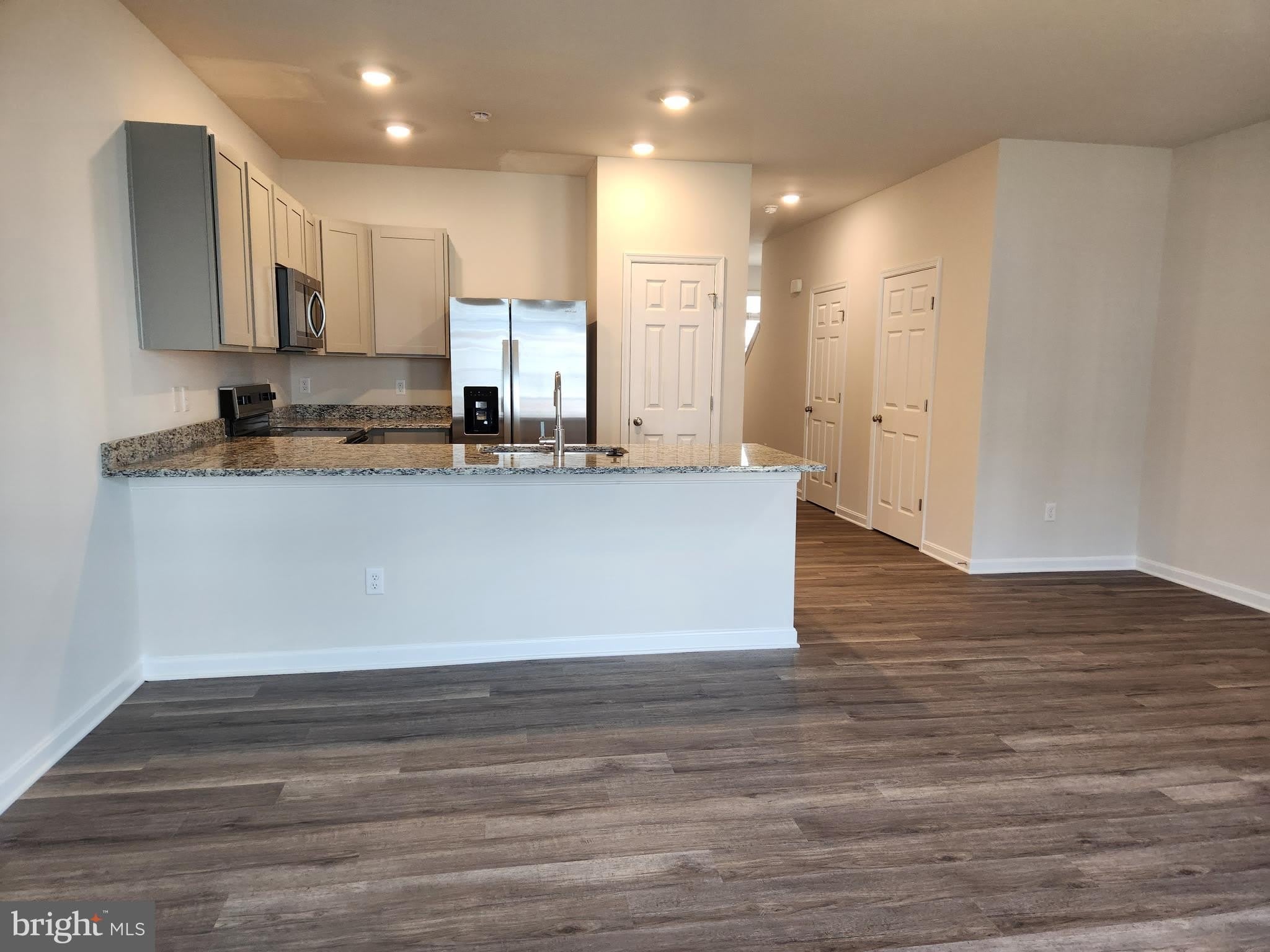 186 CATERPILLAR Drive – photo 2