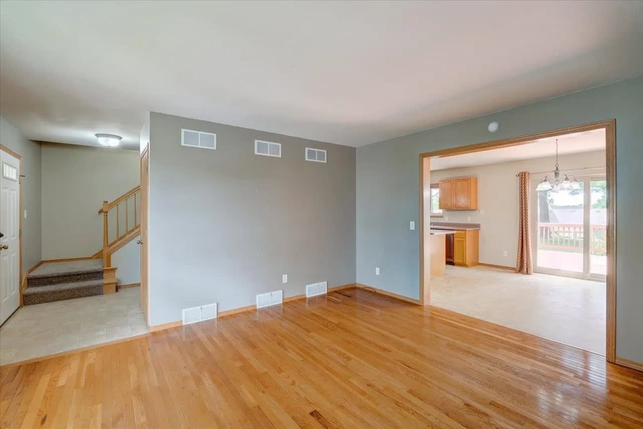 1406 Dewberry Drive – photo 3