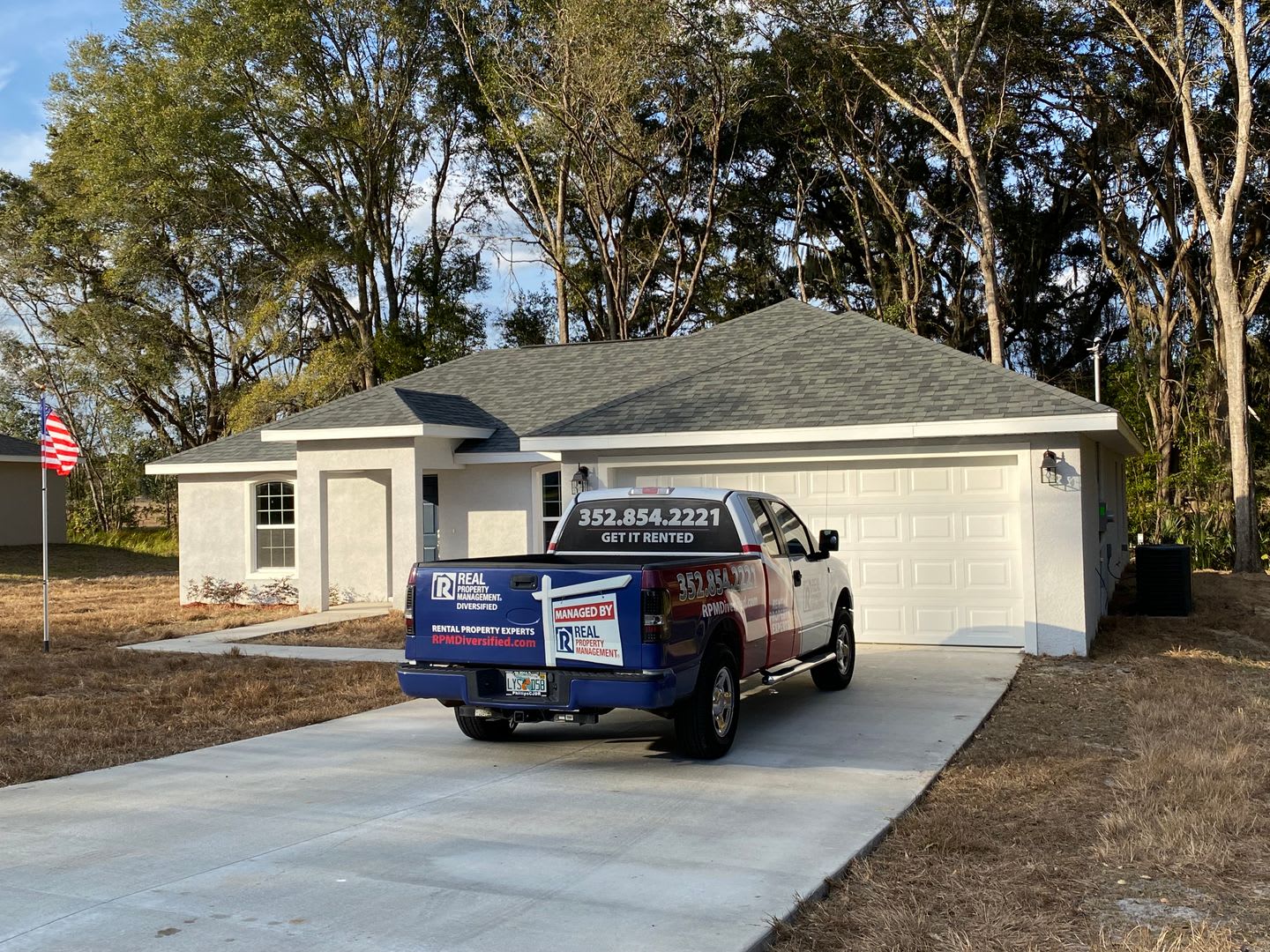 Not Available For Showing Or Move In Until 09 15 2026 Custom Home Desirable Se Ocala Neighborhood 3 2 2 Wont Last – photo 3