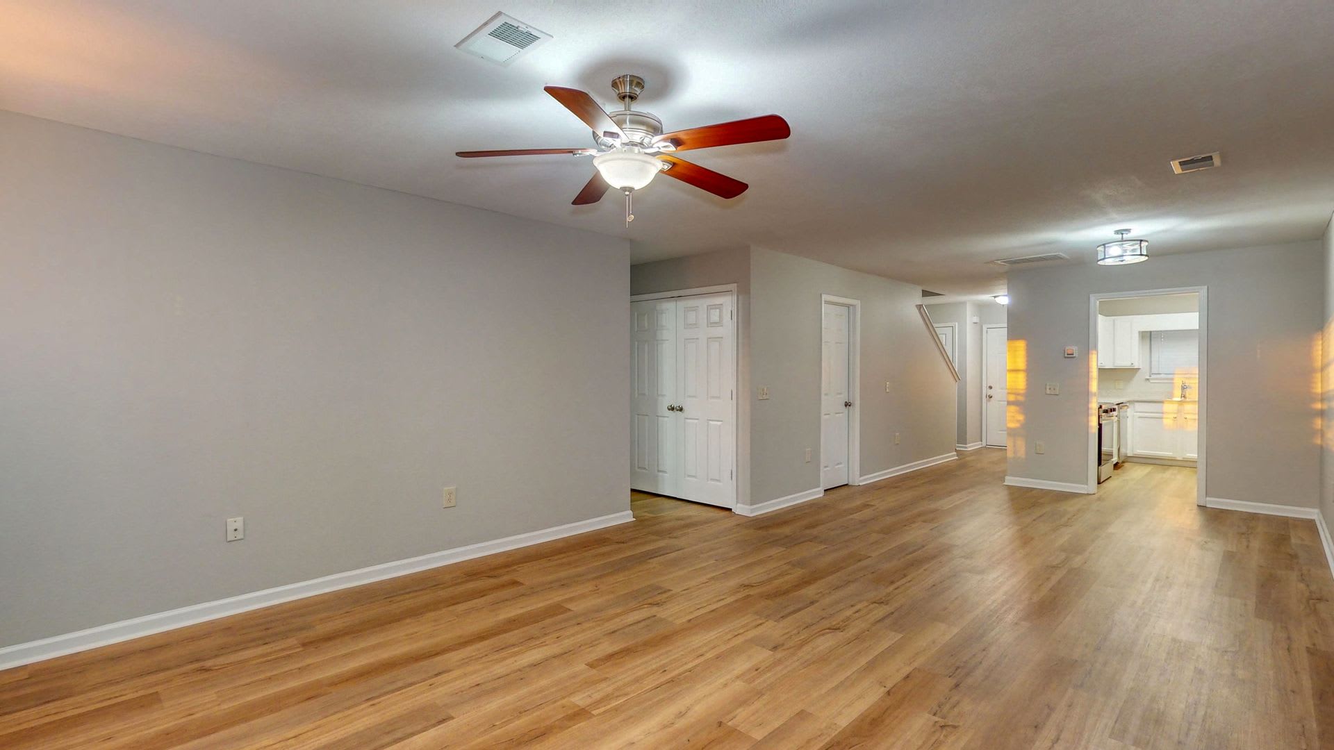 Townhome in Effingham – photo 4