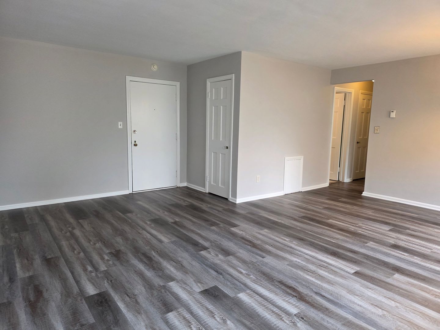 13773 Cedar Rd. Unit 109 – photo 5