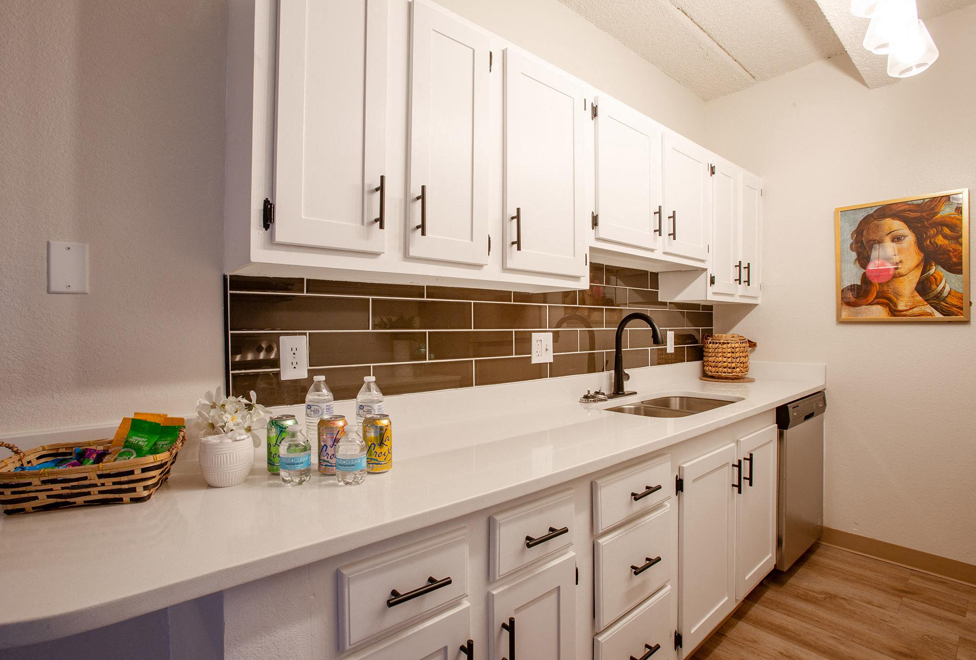 Los Altos Towers – photo 2
