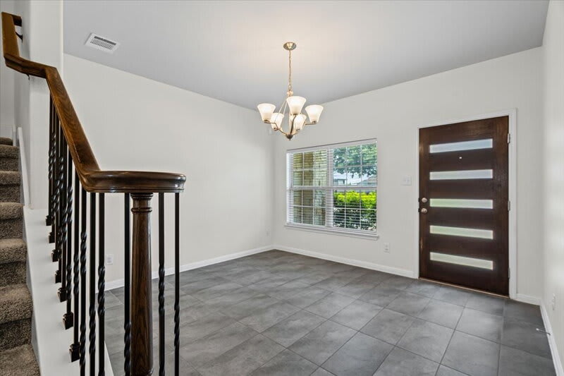 1502 Airedale Rd – photo 5