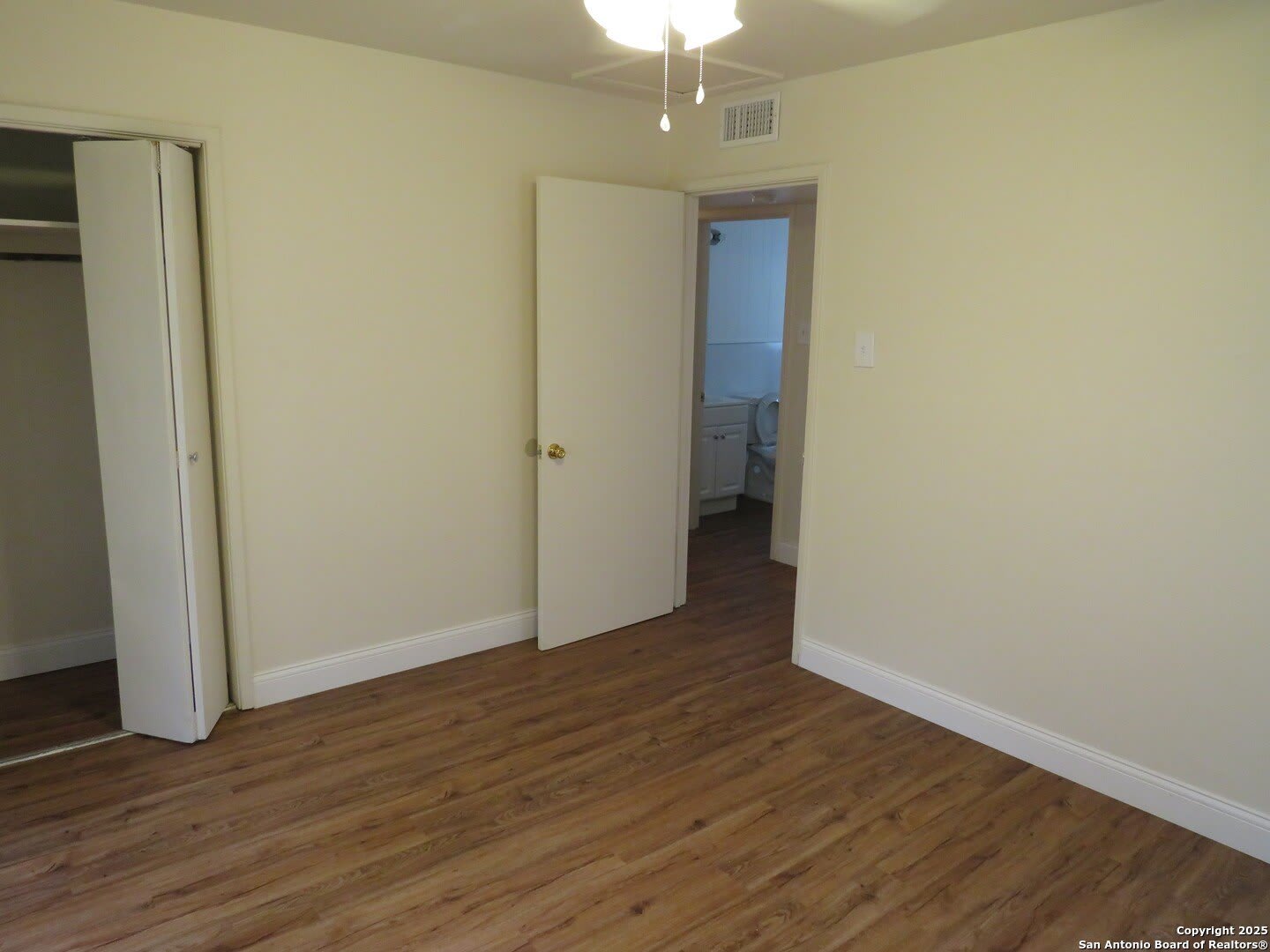 419 Anton Dr – photo 4