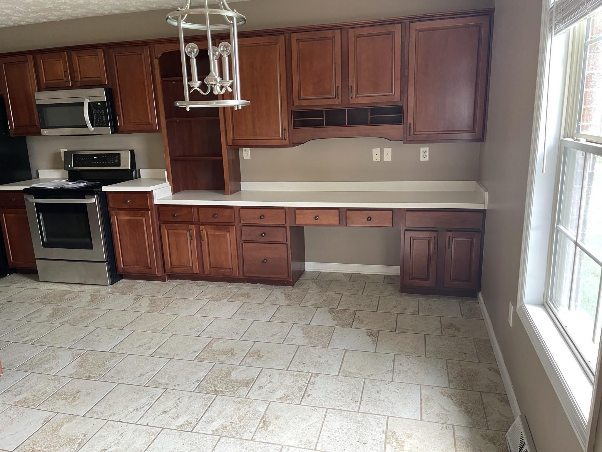 1024 Heathcliff Drive – photo 5