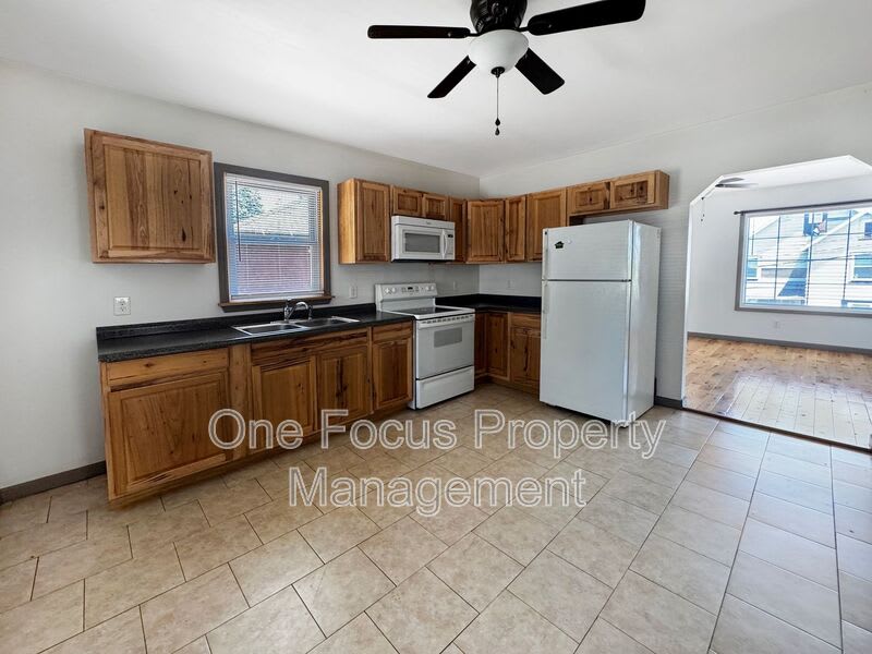 25 South Highland St – photo 1