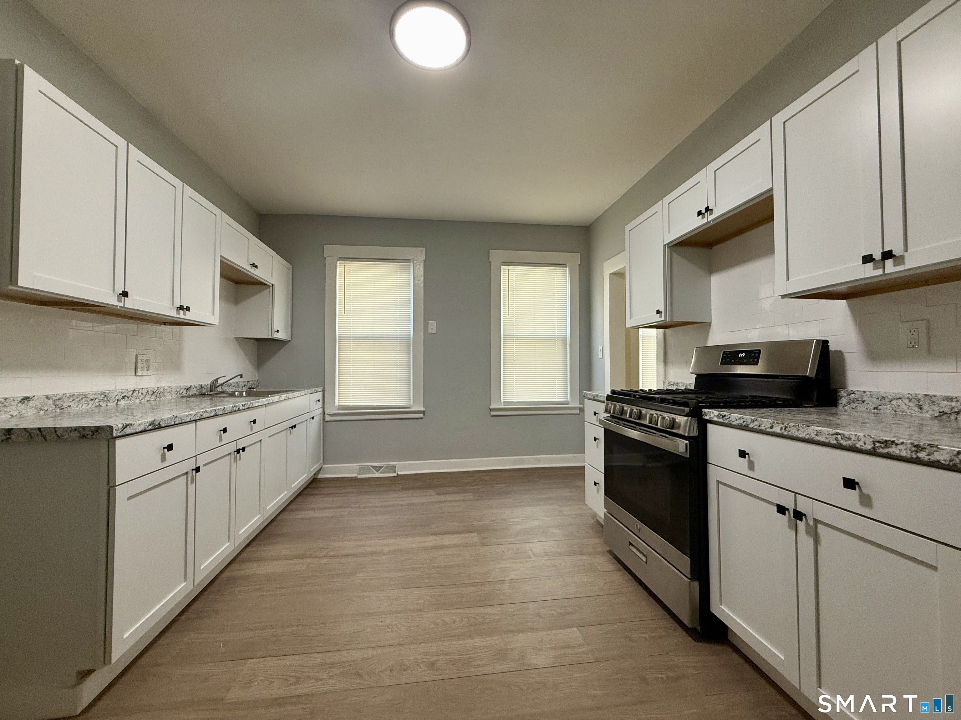 51 Gilbert Street – photo 2