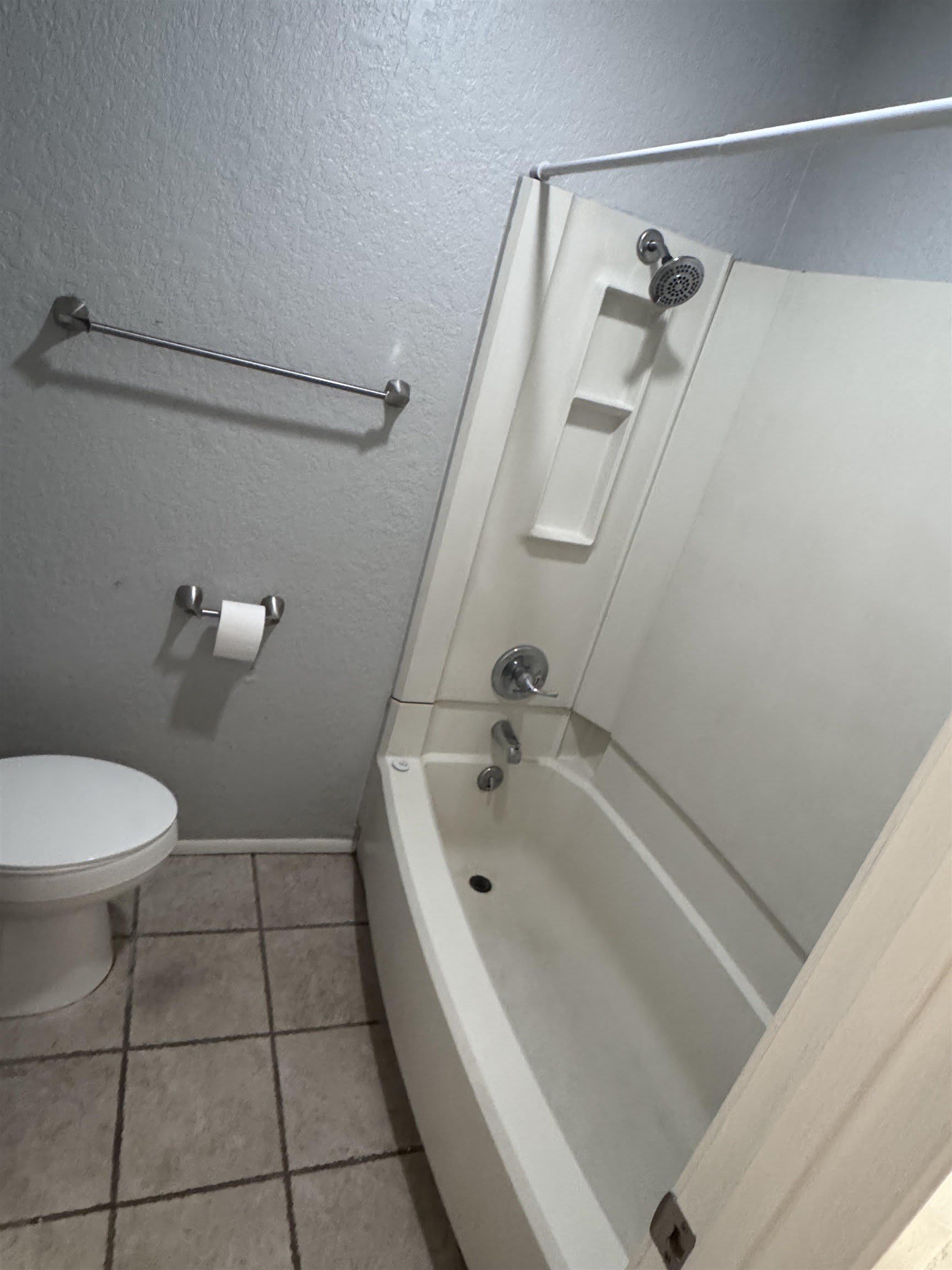 8273 Heartfield – photo 5