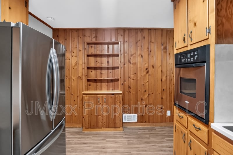 13795 Birmingham Highway – photo 4