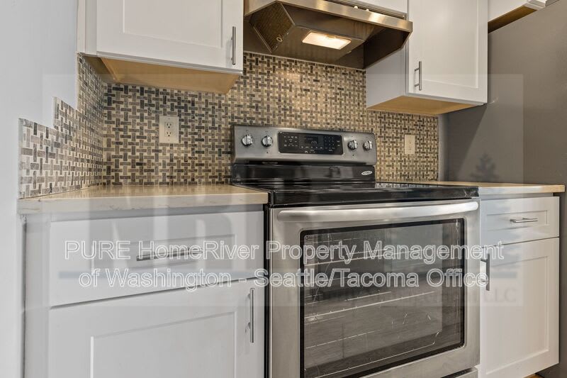 3306 Lake Washington Blvd N – photo 5