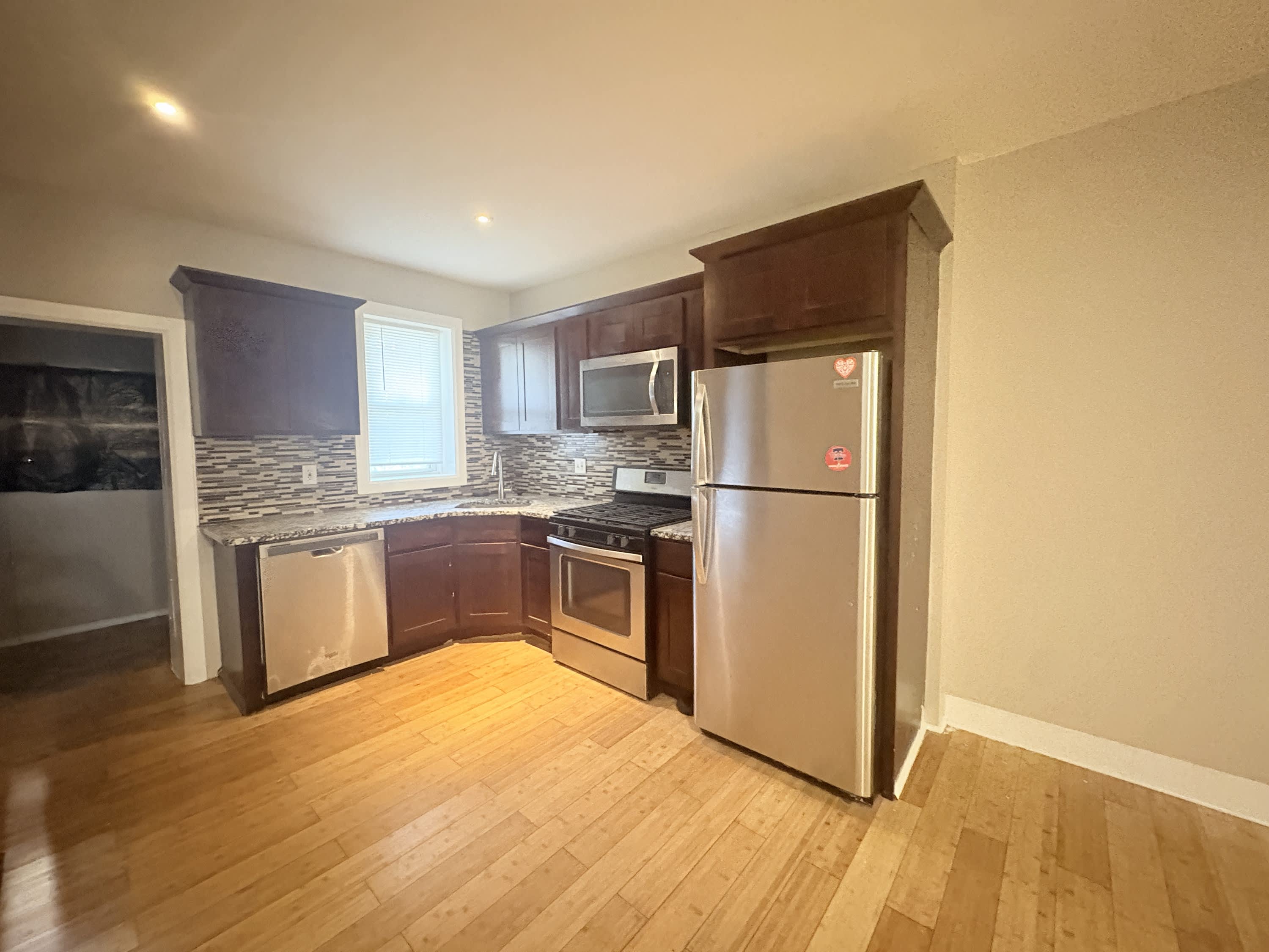 5303 Magnolia Street – photo 2