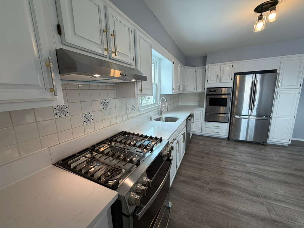 32 Brady Ave – photo 4