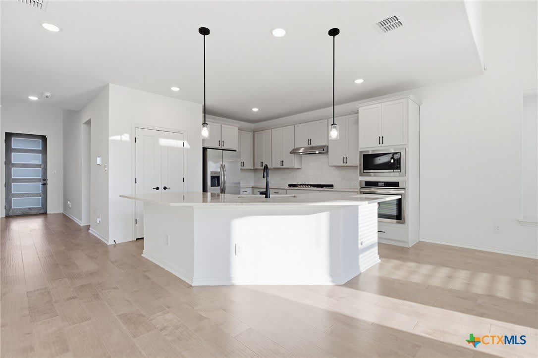 13720 Jon Ryan Road – photo 5
