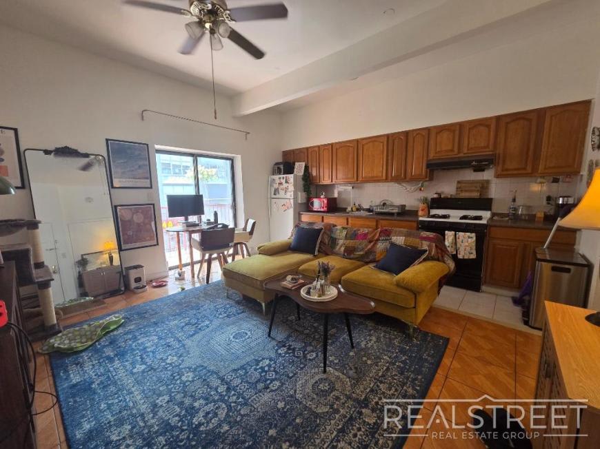 39 Debevoise Street – photo 4