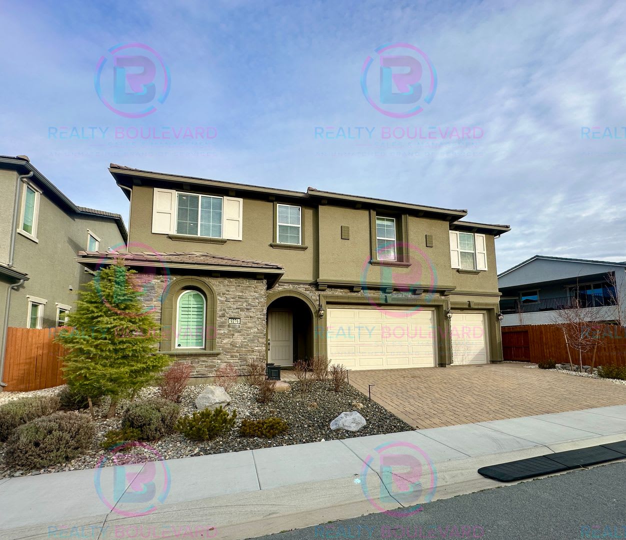 5 Bedroom 3 Car Garage Home With Spa Like Primary Suite Resort Style Backyard With Office Loft Hot Tub Ev Charger – photo 1