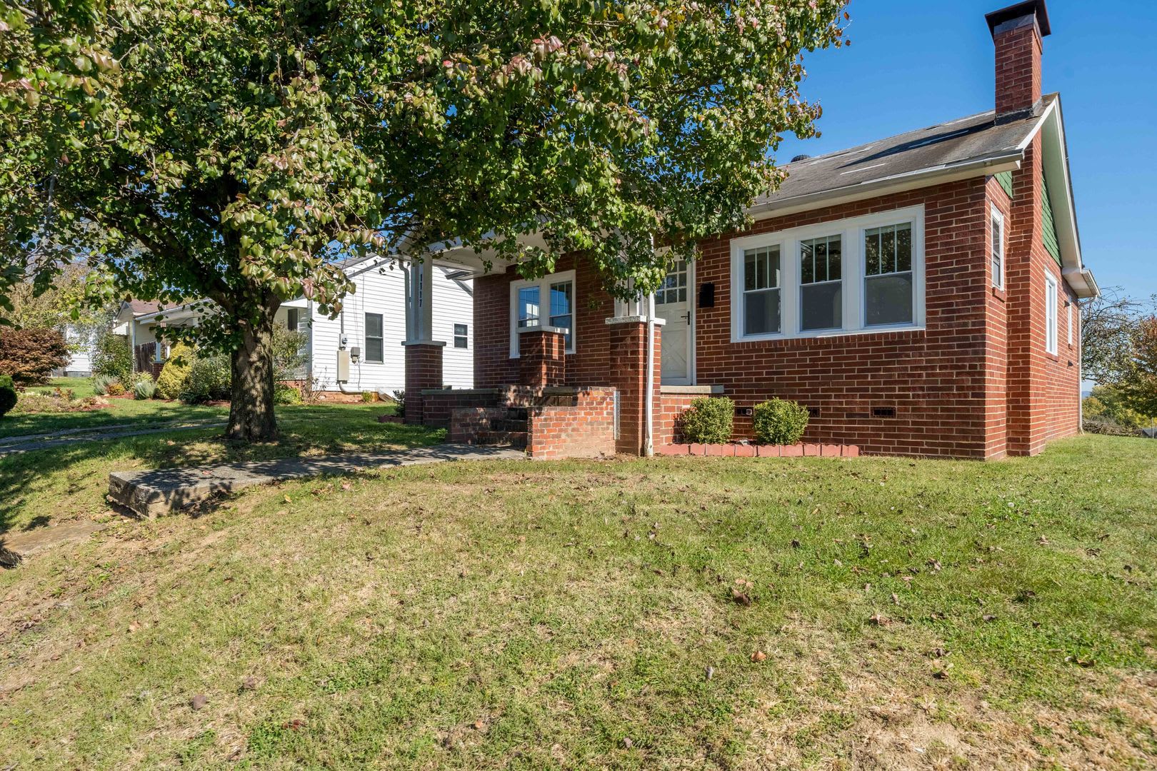 1117 Fairview Ave Kingsport – photo 2