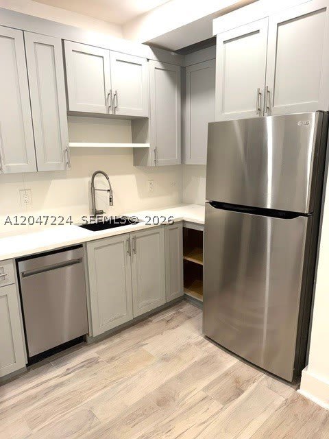 1553 Jefferson Ave – photo 4