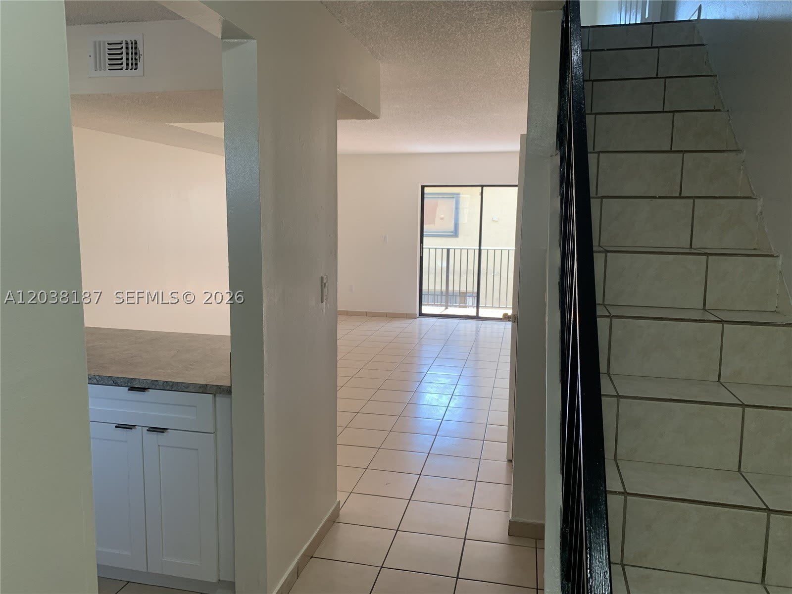 2319 W 60th St – photo 4