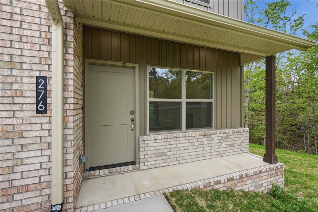 276 Kinross Drive – photo 3