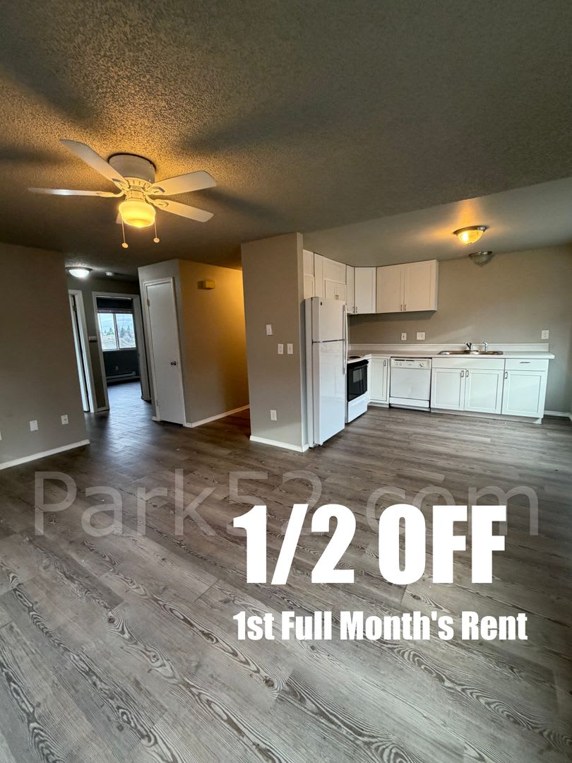 1/2 Off the 1st Full Month's Rent! Tacoma Area Fourplex – photo 1
