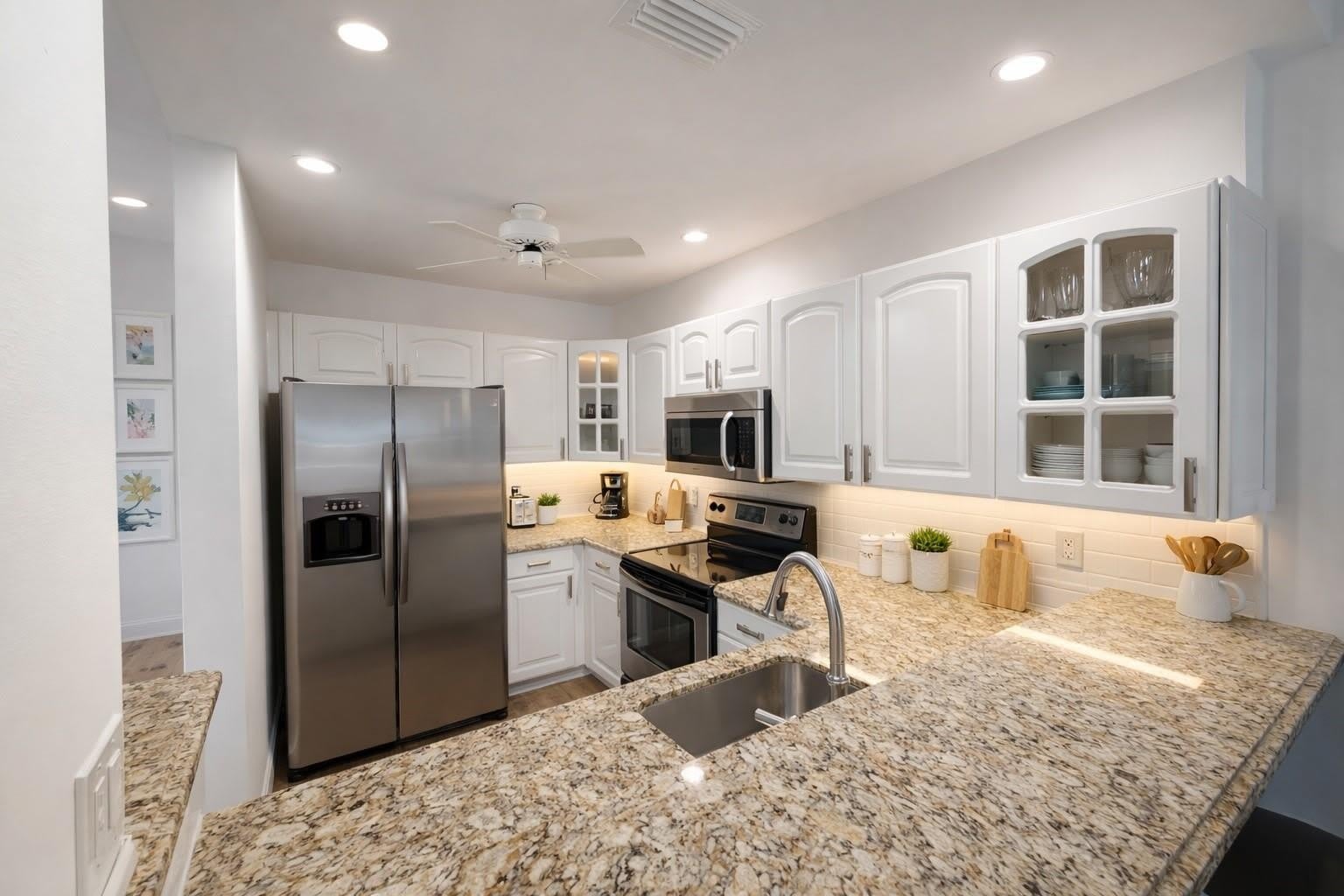 1645 S Ocean Lane – photo 5