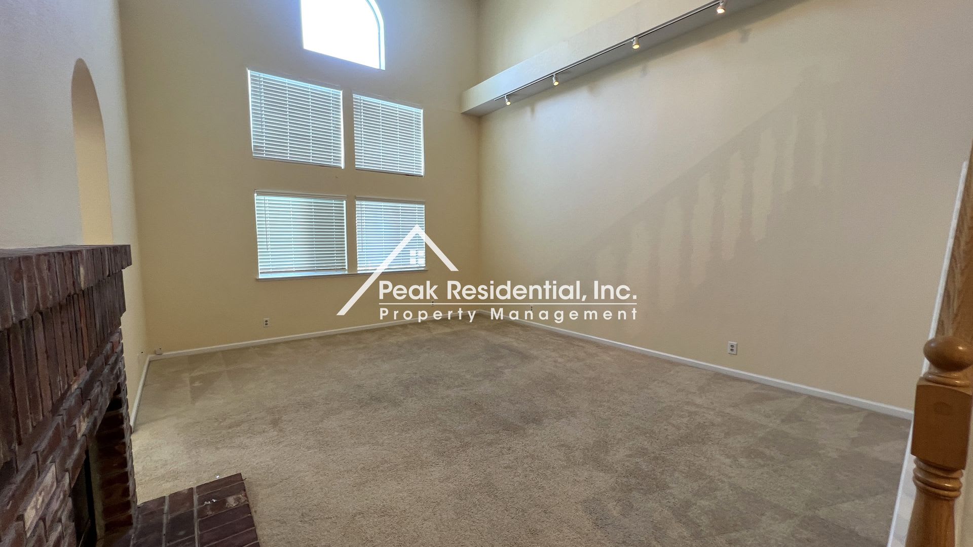 Very Nice 4bd/3ba Roseville House With 2 Car Garage And Pool! – photo 5